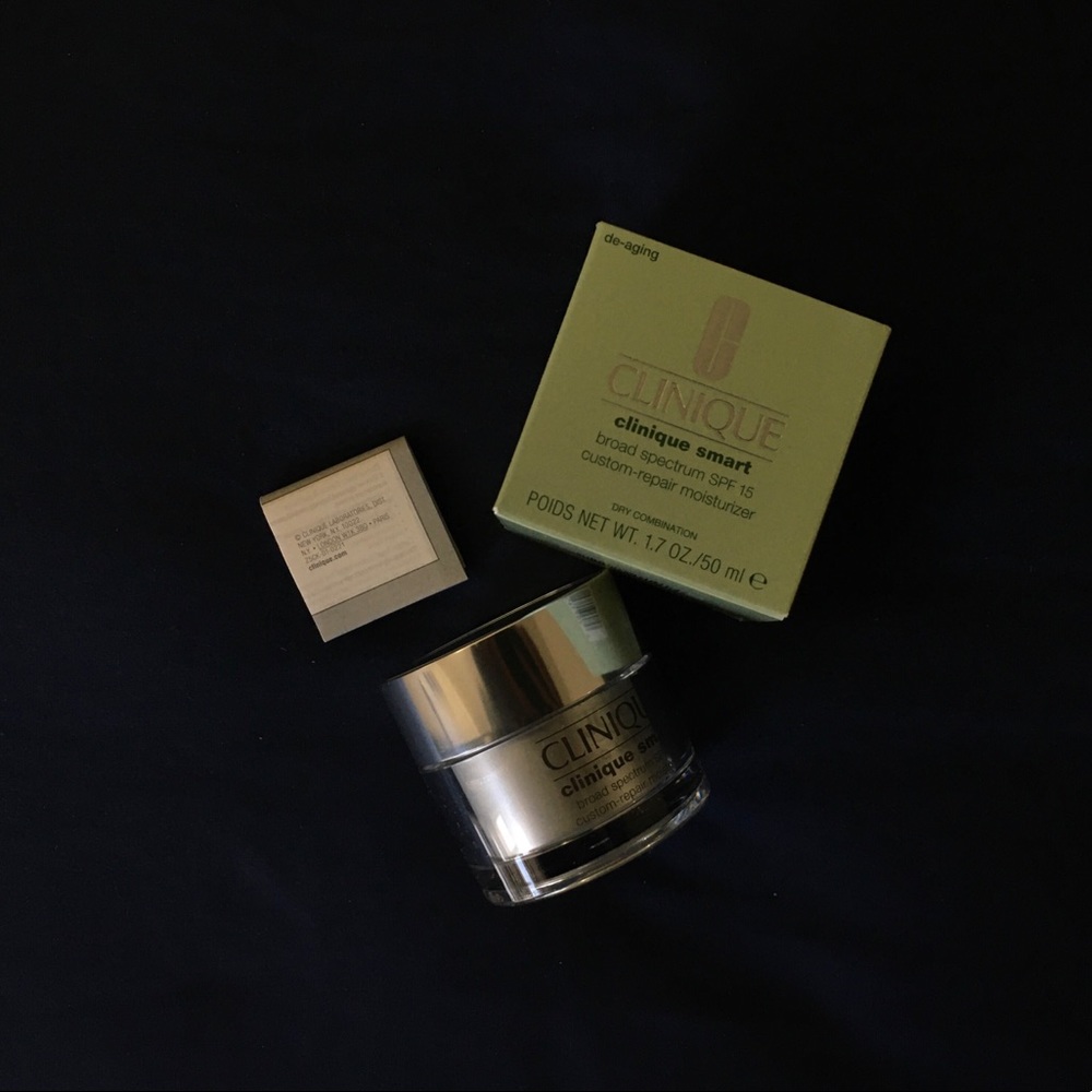 Clinique Smart SPF 15 Moisturizer 1.7oz